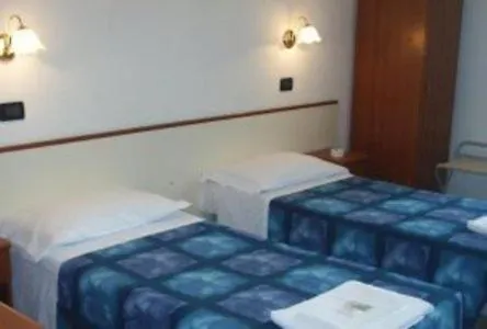 Serafino Liguria Hotel 2*