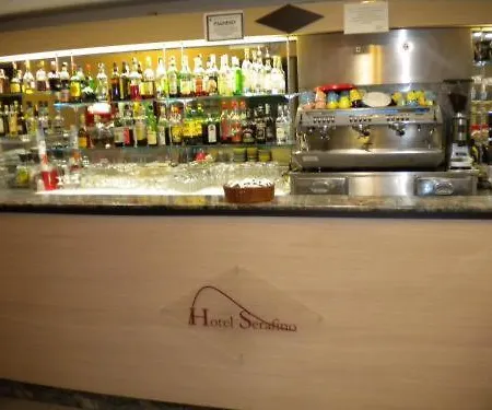 Serafino Liguria ホテル