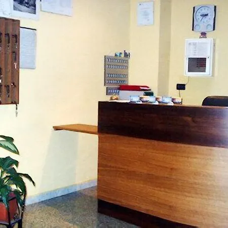 Serafino Liguria Hotell 2*
