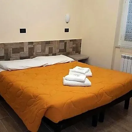 Serafino Liguria 2* جنوة