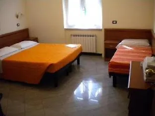 فندق Serafino Liguria 2*