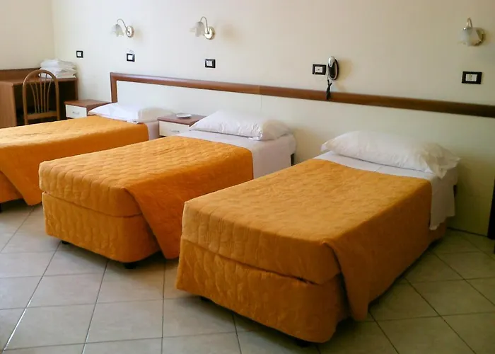 מלון Serafino Liguria 2*